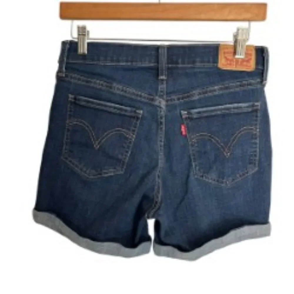 Levi's Mid Length Jean Shorts 27